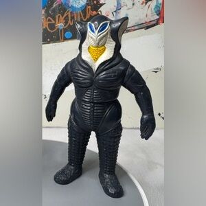 Ultraman Monster Kaiju Alien Mefilas Mephilas1988 Bandai Vinyl Sofubi Figure